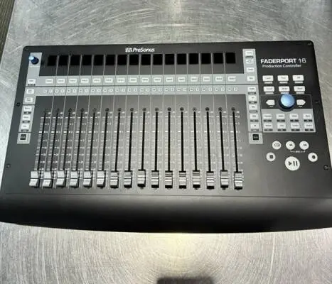 PreSonus - Faderport 16